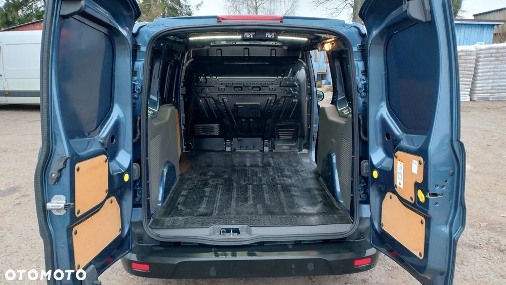 Ford Transit Connect - 11