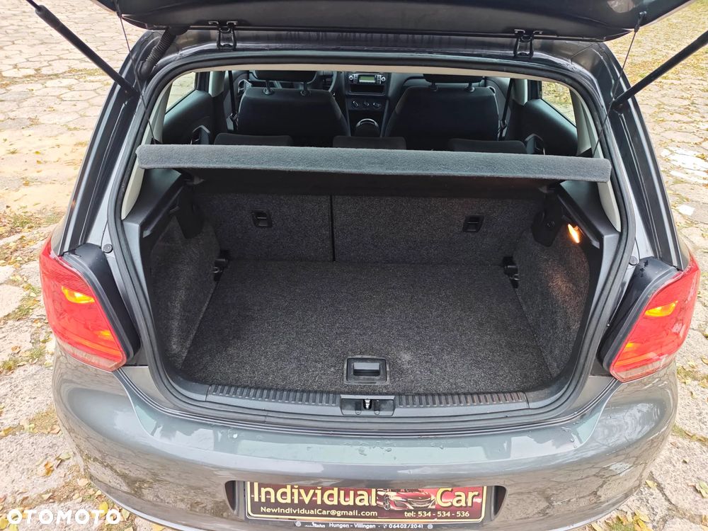 Volkswagen Polo 1.4 FSI Highline - 19