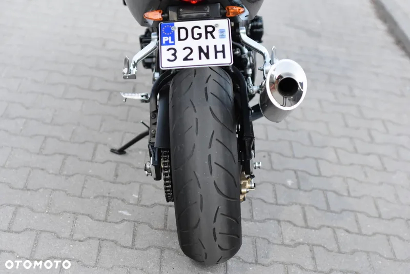 Suzuki GSX-R - 17