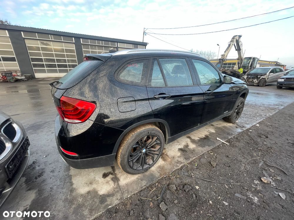 BMW X1 E84 NA CZĘŚCI!!!  Kolor: BLACK SAPPHIRE METALLIC (475) - 2