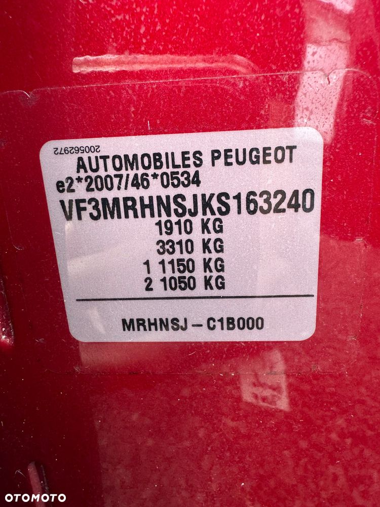 Peugeot 3008 PureTech 130 Stop & Start GPF Allure Pack - 32