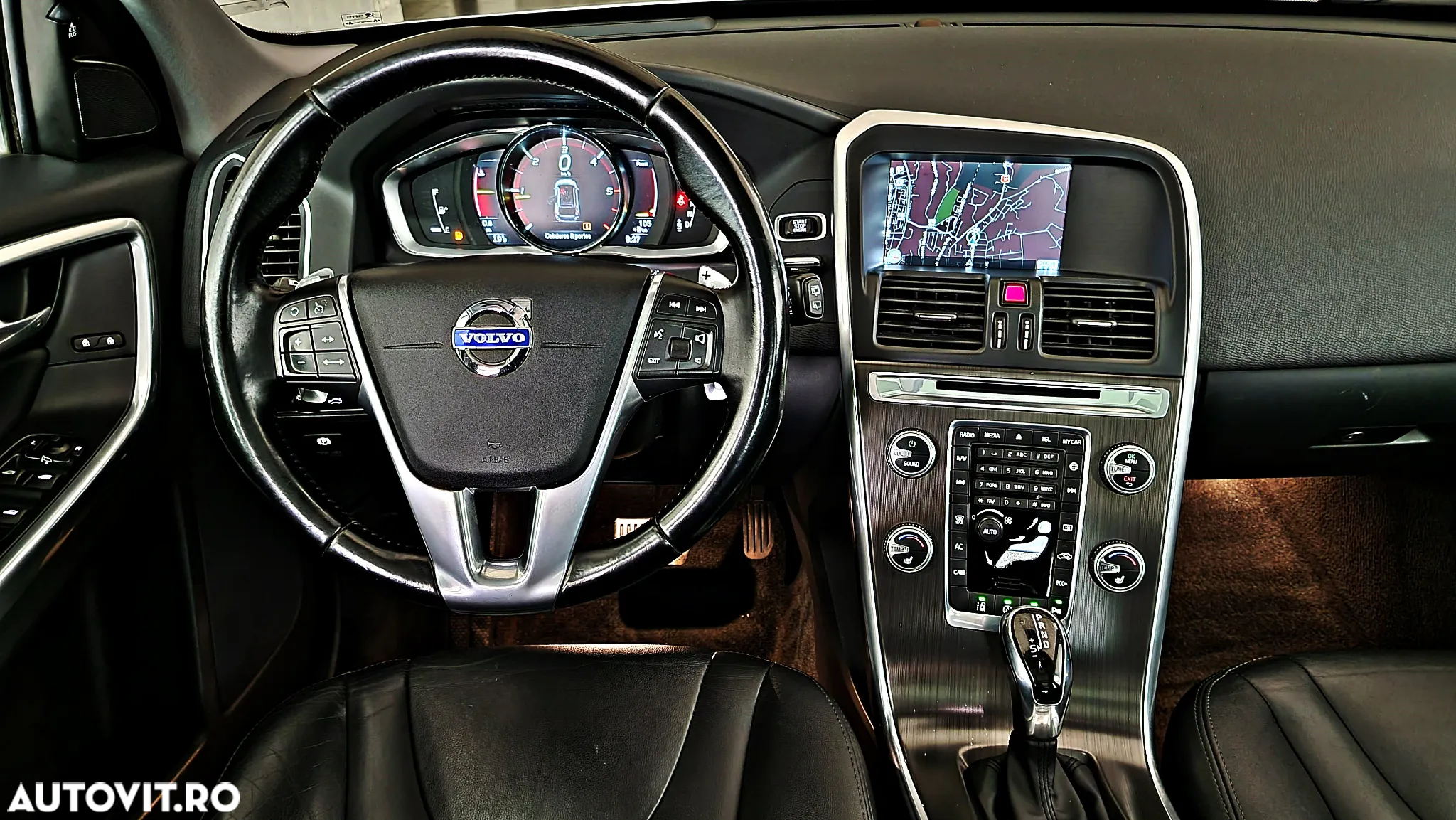 Volvo XC 60 - 24