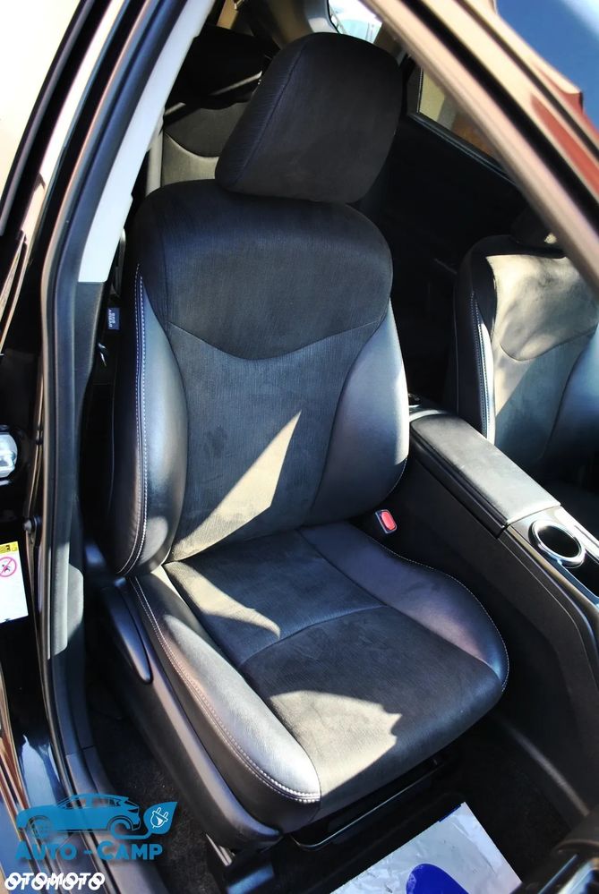 Toyota Prius+ 1.8 HSD Prestige - 20