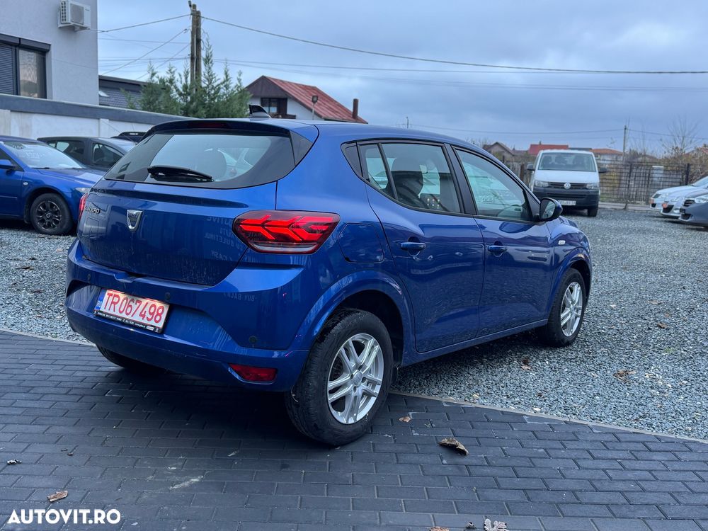 Dacia Sandero - 4