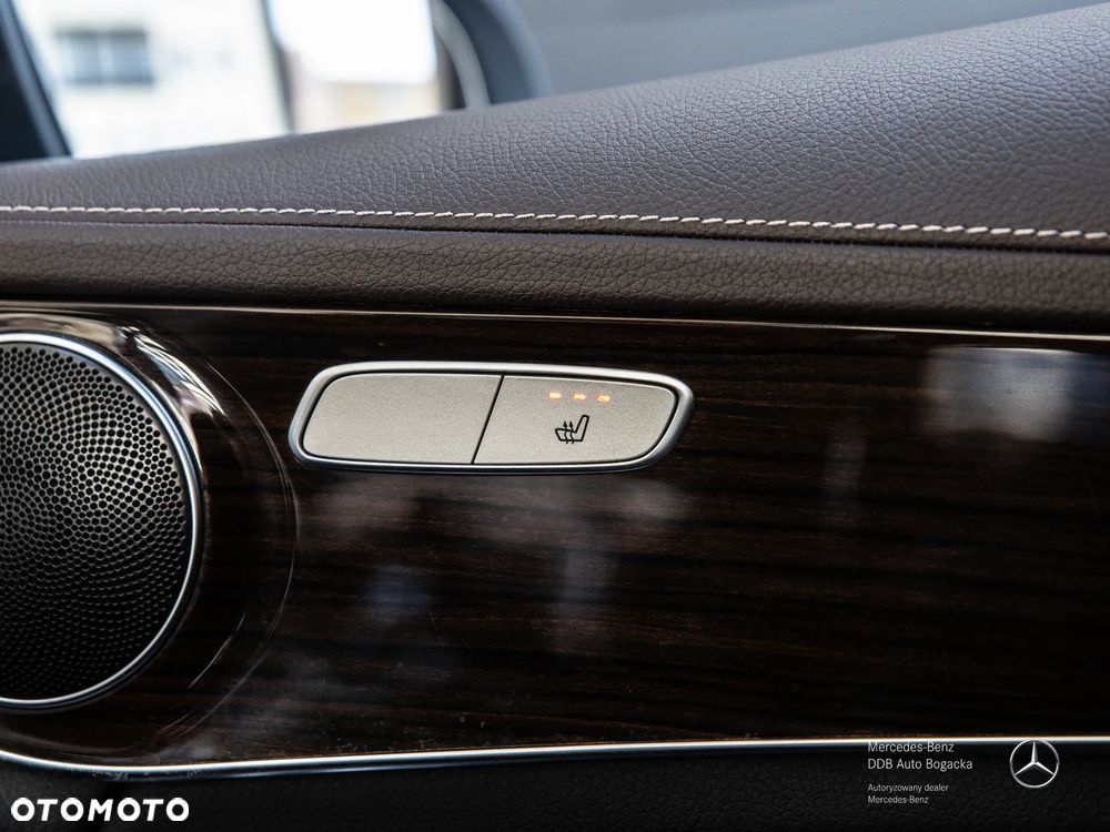 Mercedes-Benz GLC 220 d 4-Matic - 24