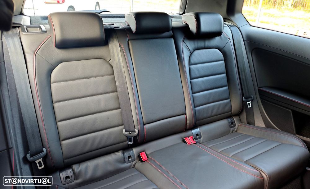 VW Golf 2.0 TSi GTi Performance - 16