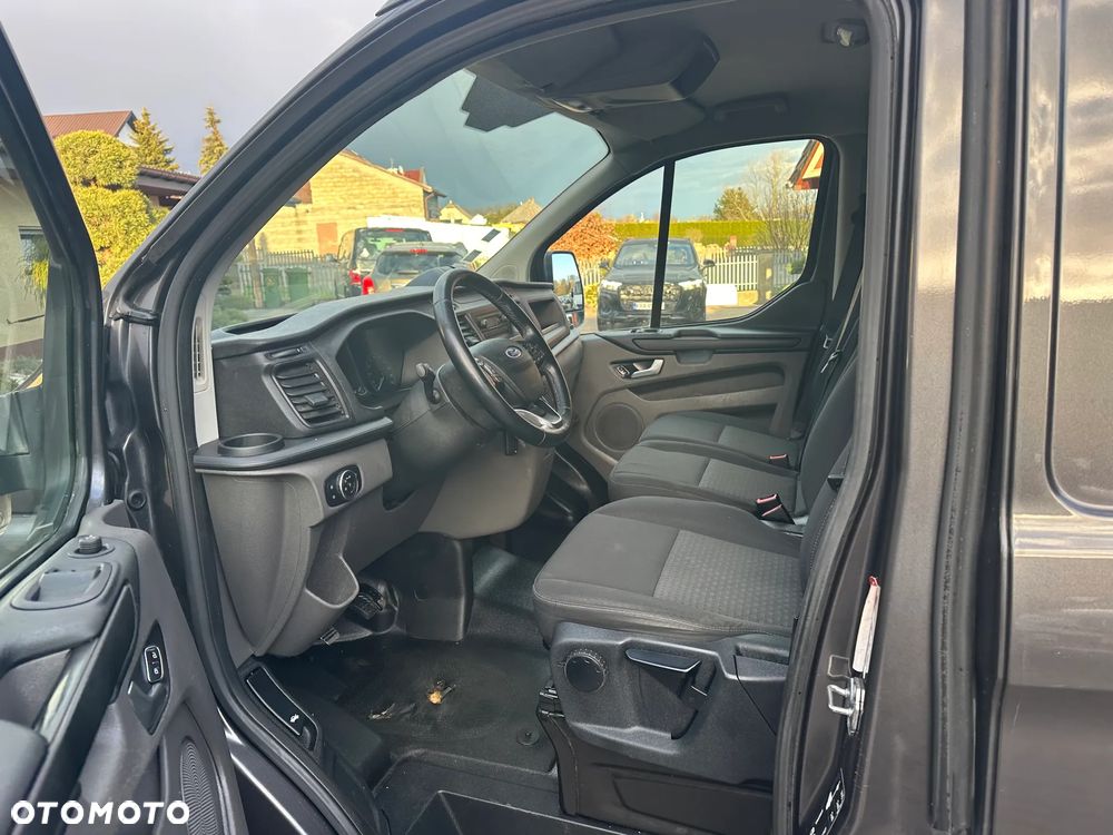 Ford TRANSIT CUSTOM - 8