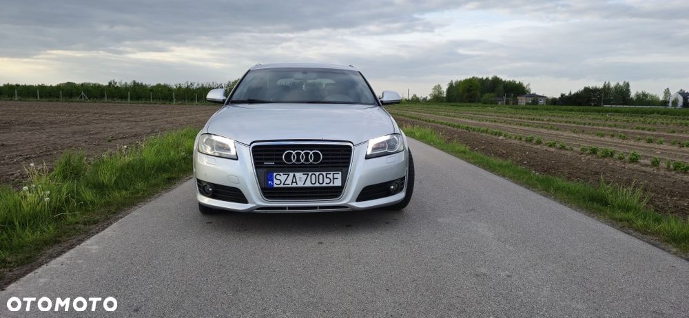 Audi A3 Sportback - 2