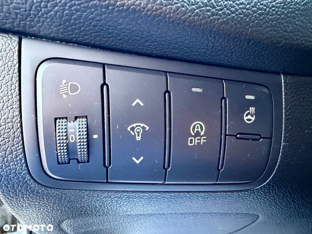 Kia Ceed - 39