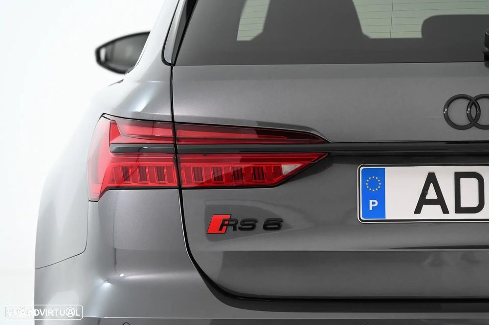 Audi RS6 Avant 4.0 TFSI quattro Tiptronic - 11