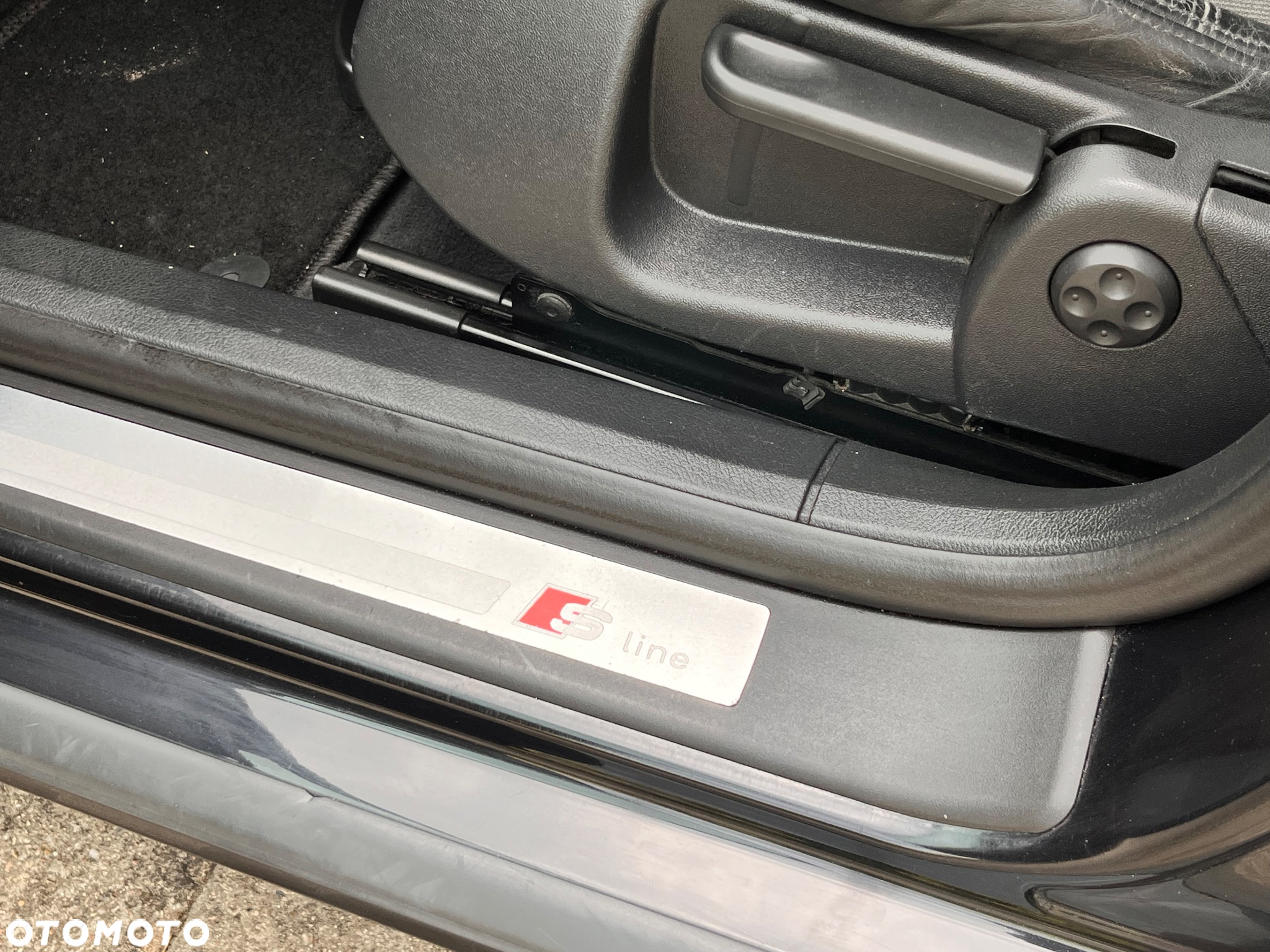Audi A4 Avant 2.0 TDI - 24