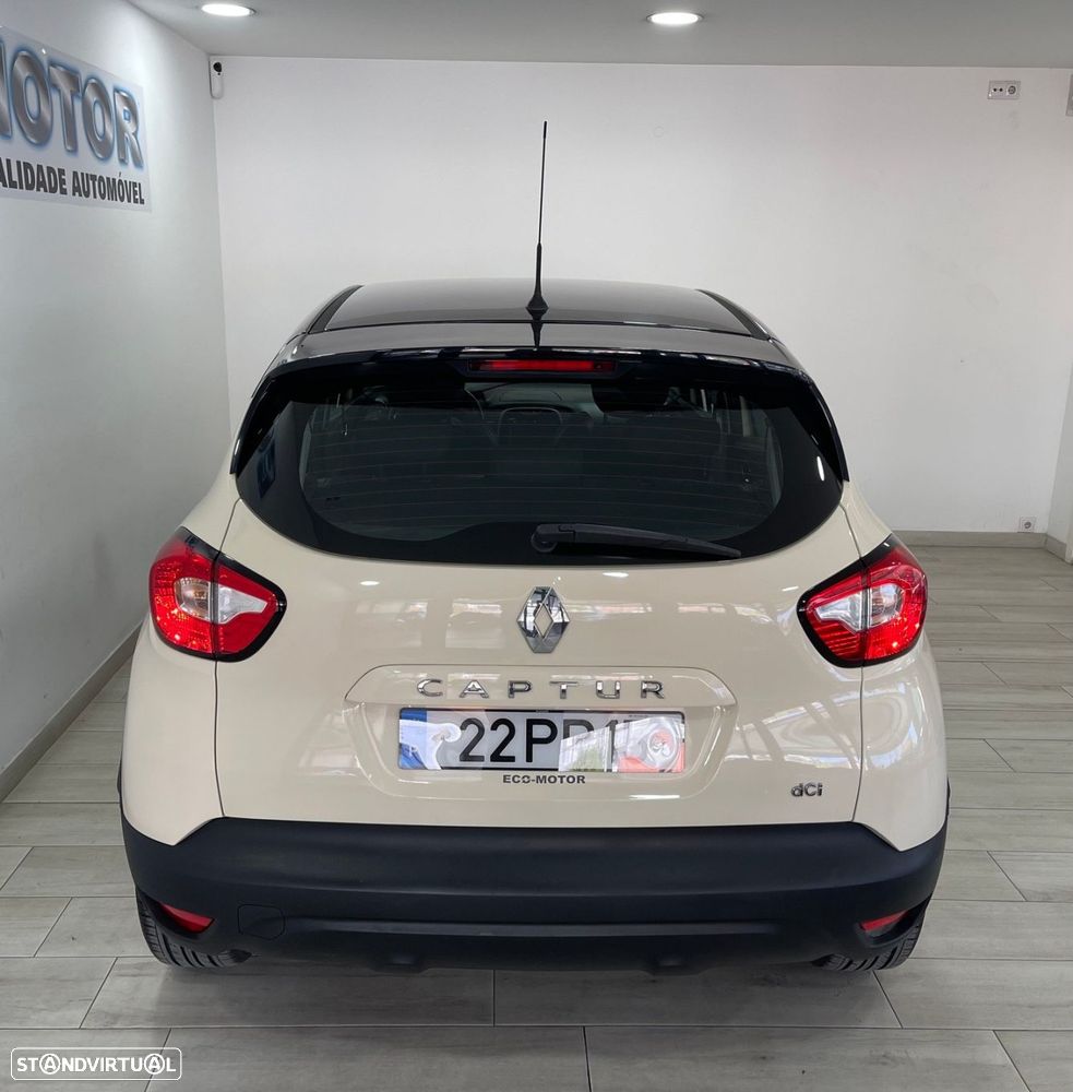 Renault Captur 1.5 dCi - 18