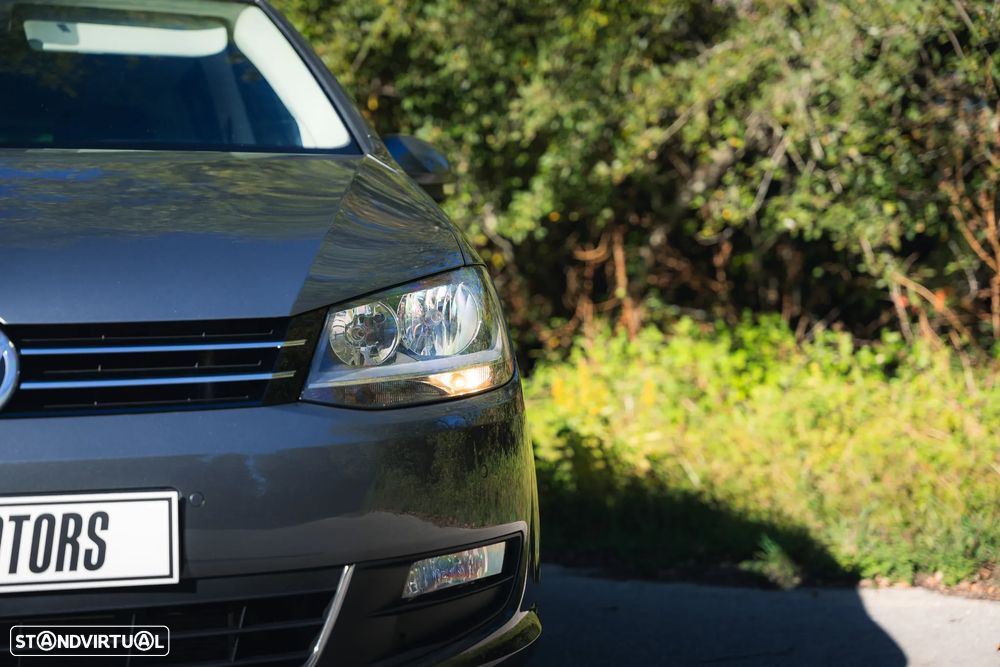 VW Sharan 2.0 TDI Blue Confortline DSG - 13