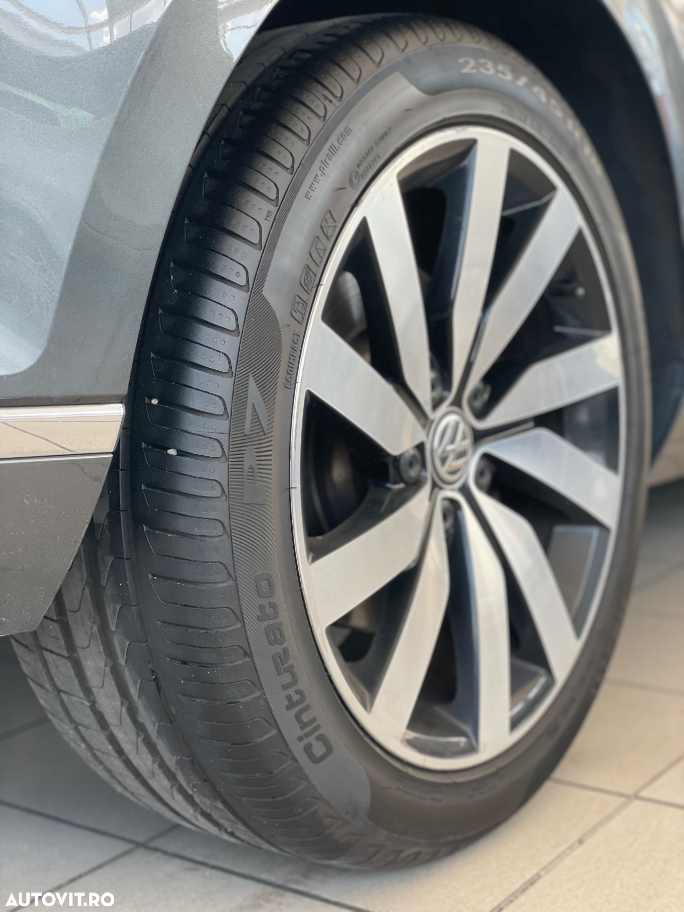 Volkswagen Passat - 32