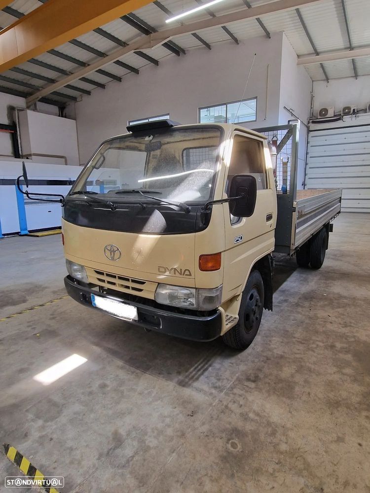 Toyota Dyna 250  3.5 - 2
