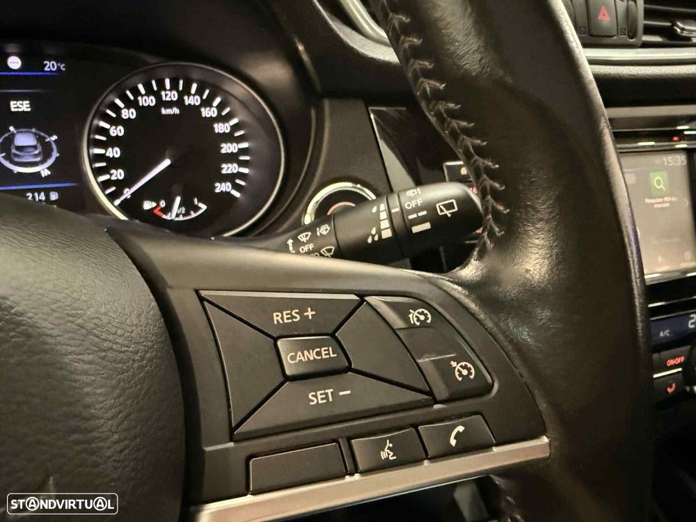 Nissan Qashqai 1.5 dCi N-Connecta - 23