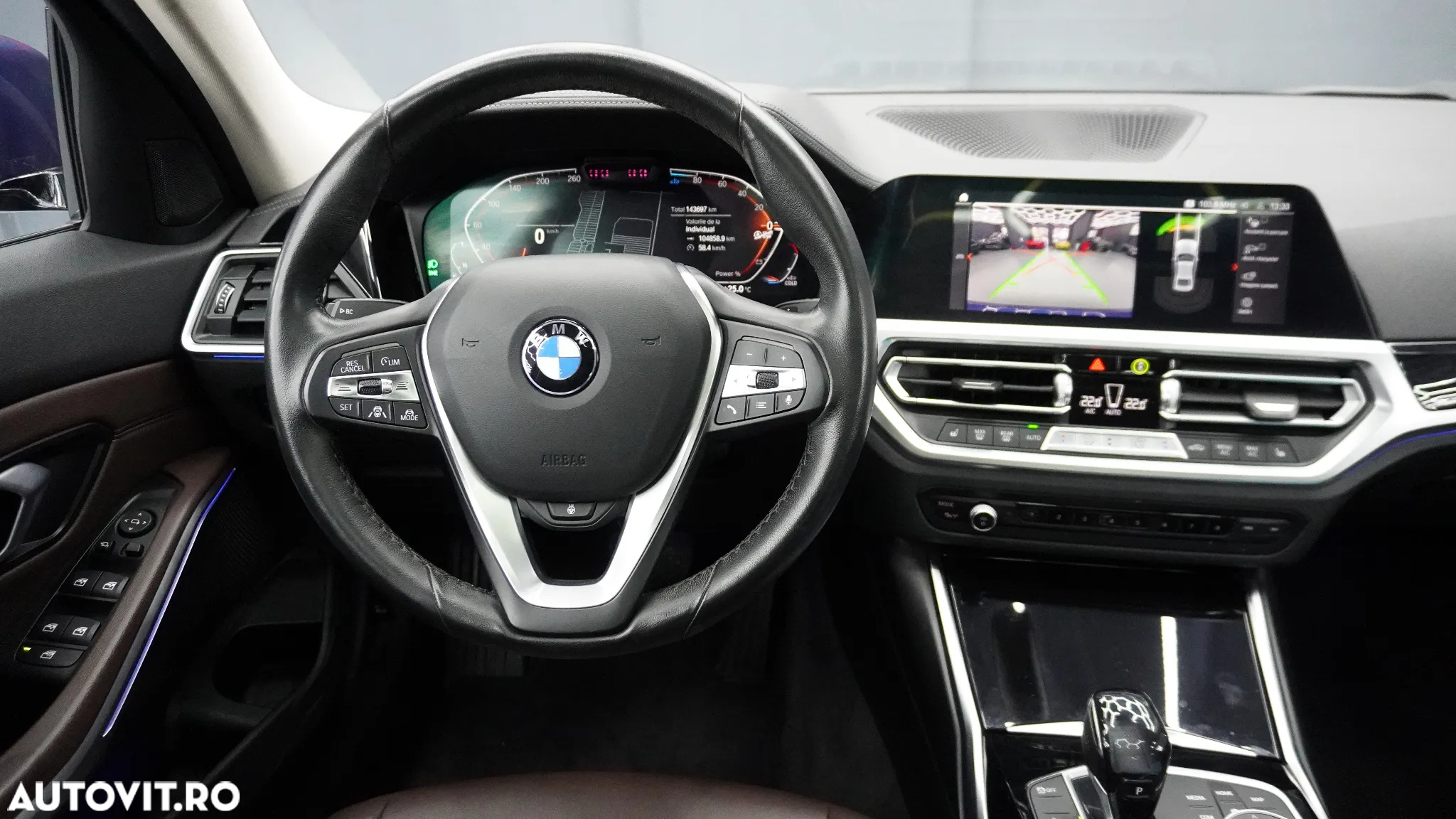 BMW Seria 3 320d xDrive AT - 23