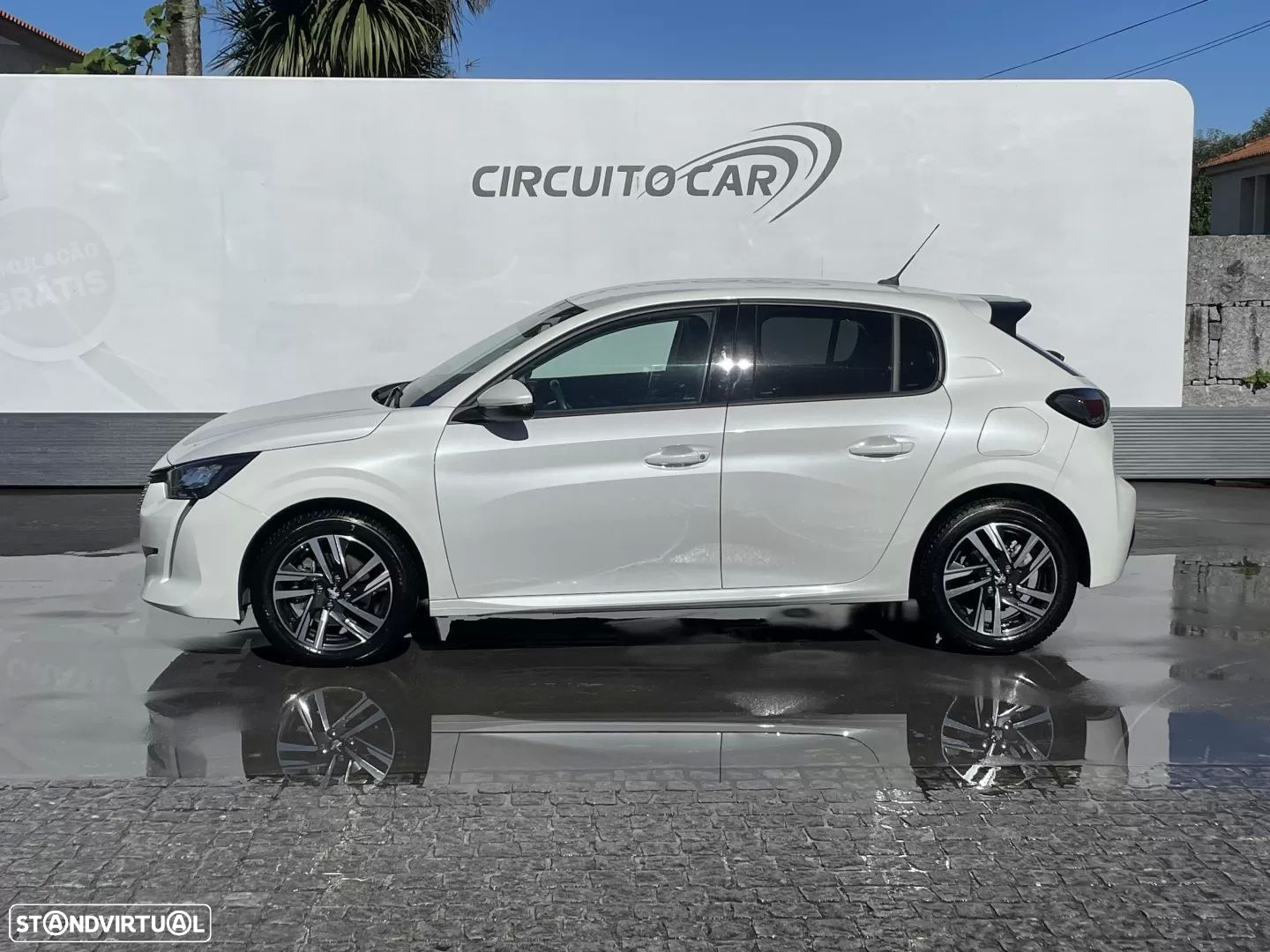 Peugeot 208 - 2