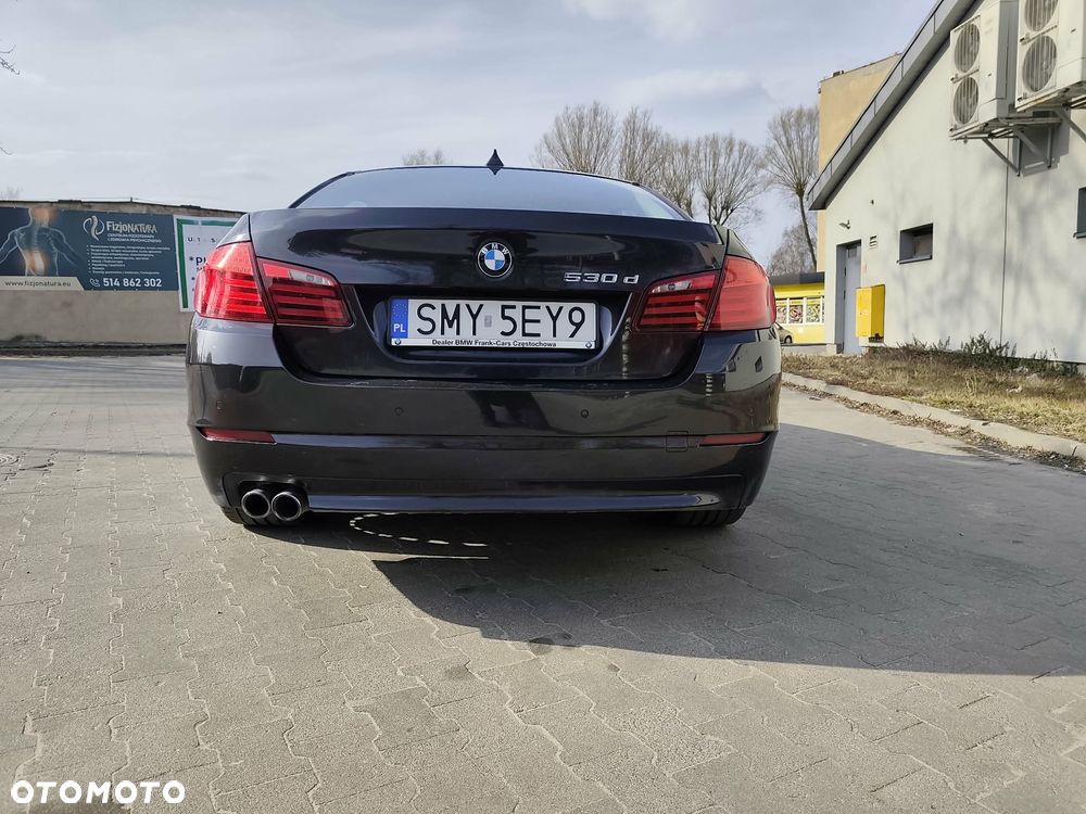BMW Seria 5 530d xDrive - 3