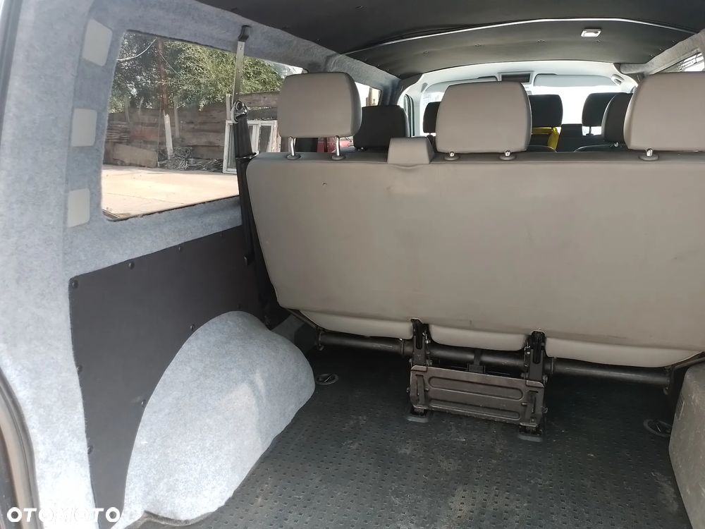 Volkswagen Transporter Caravelle Lang DPF Trendline - 19