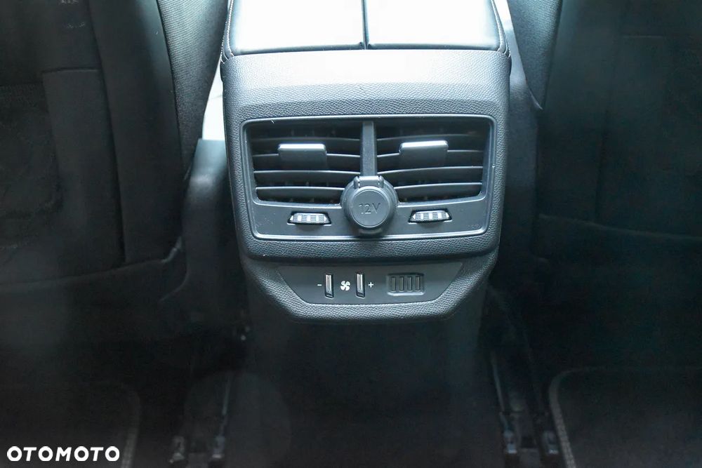 Peugeot 5008 BlueHDi 180 EAT6 GT - 37