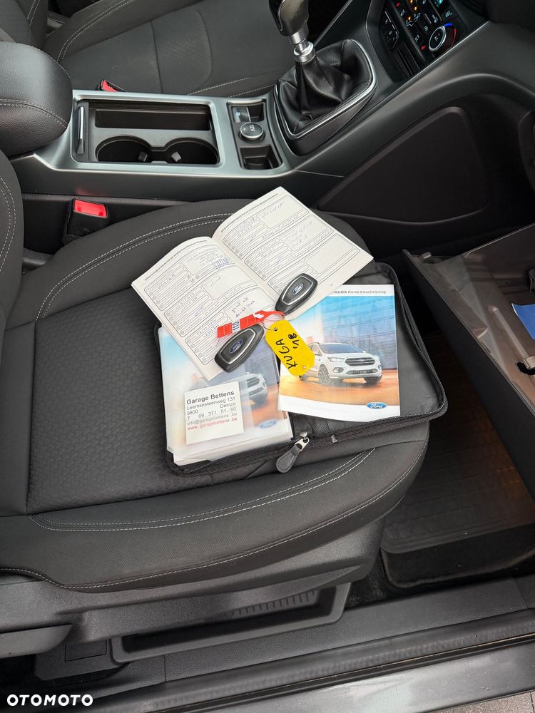 Ford Kuga 1.5 EcoBlue ST-LINE - 9