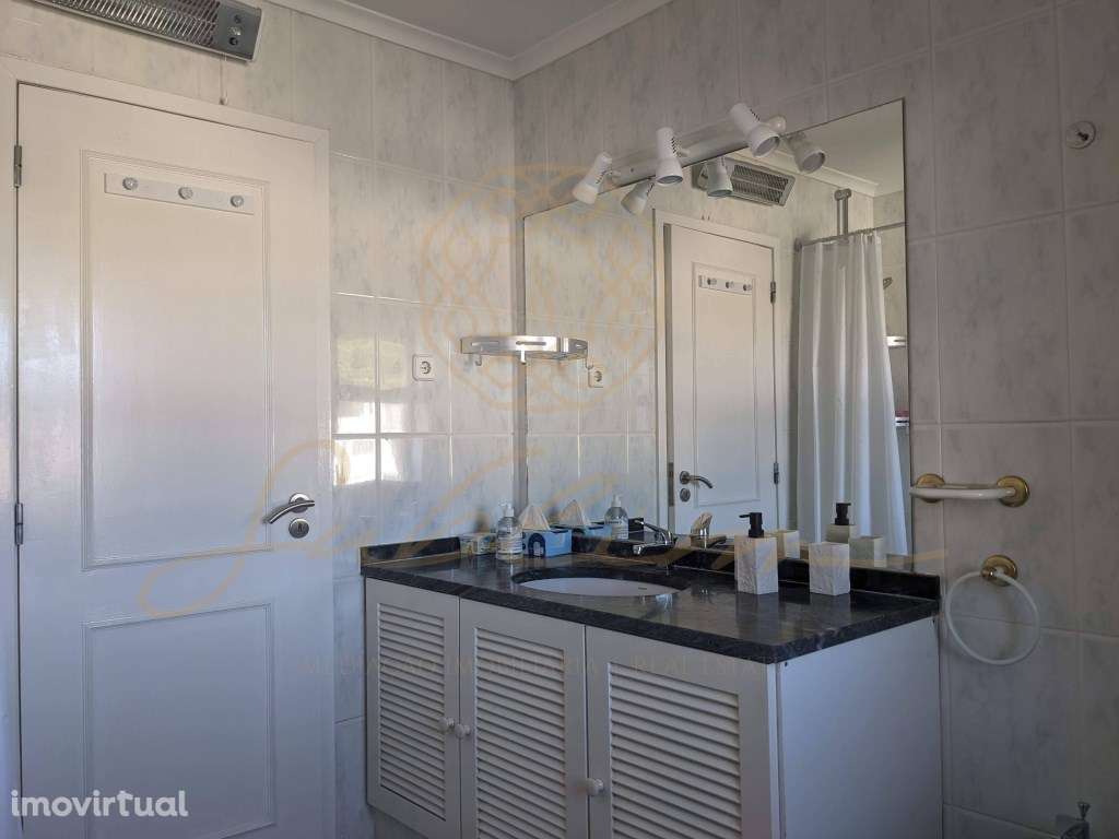 Exclusivo! Apartamento com 2 assoalhadas , Terraço e Vista Frontal ... - Grande imagem: 2/15