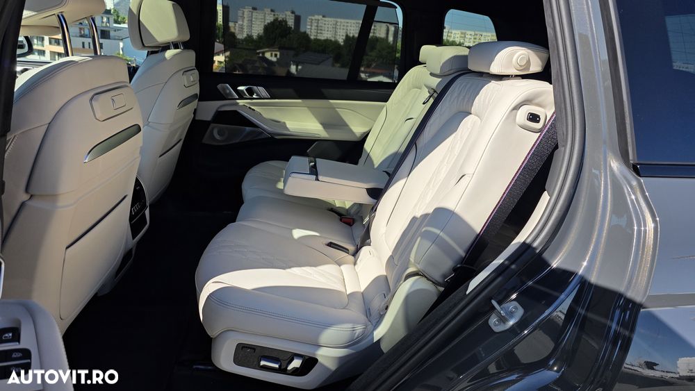 BMW X7 - 9