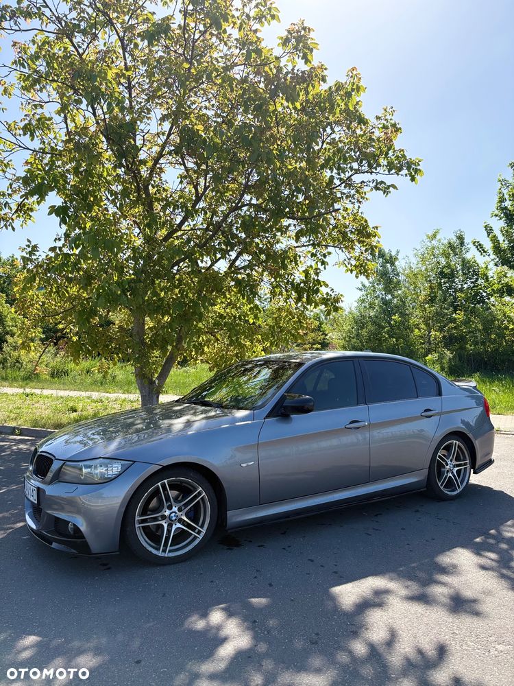 BMW Seria 3 318d - 3
