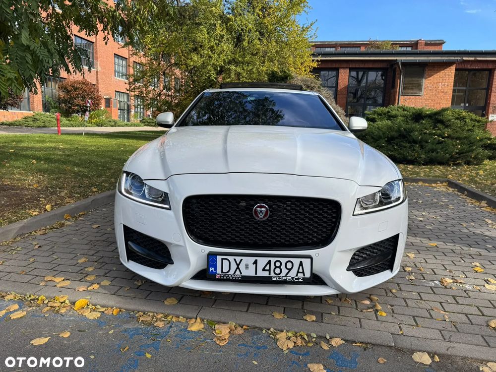 Jaguar XF - 4