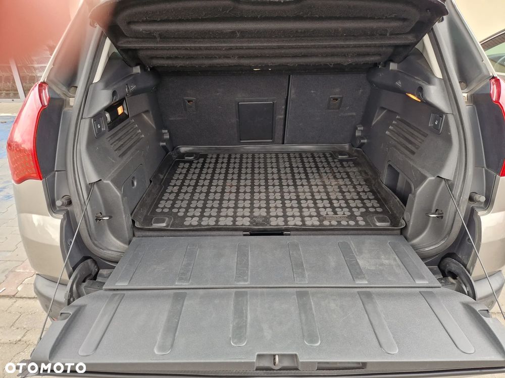 Peugeot 3008 - 8