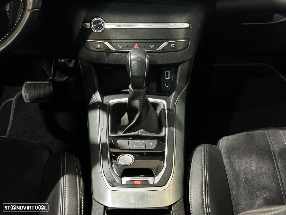 Peugeot 308 BlueHDi FAP 120 EAT6 Stop&Start GT-Line Edition - 27