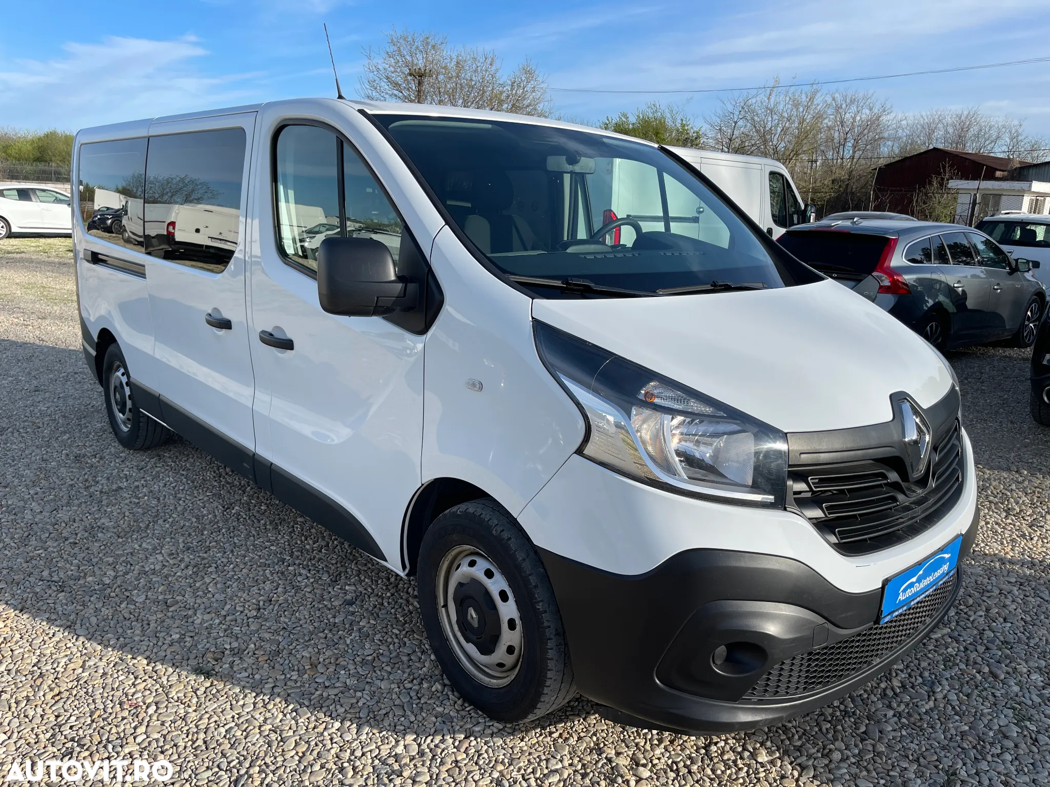 Renault Trafic Combi L2H1 1.6 dCi TT 125 7+1 Expression - 2