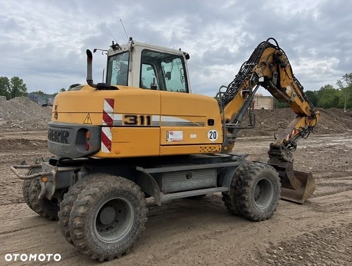 Liebherr A311 Litronic - 3