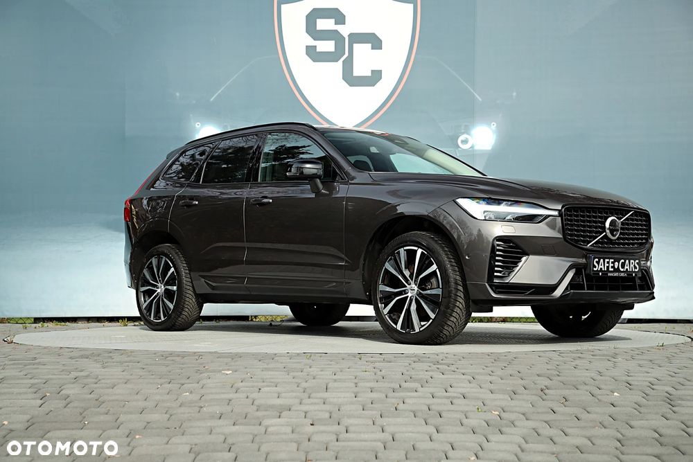 Volvo XC 60 T8 Plug-In Hybrid AWD Ultimate Dark - 11