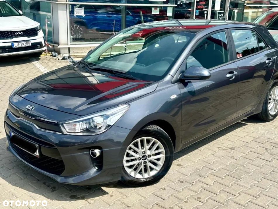 Kia Rio 1.2 L - 1