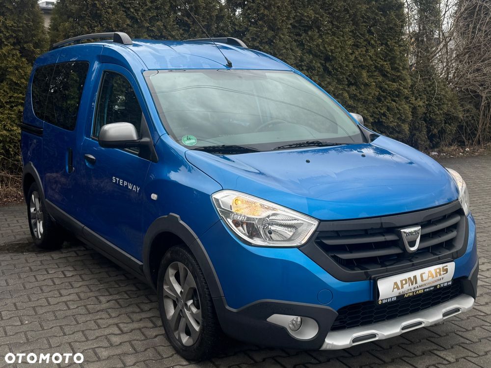 Dacia Dokker TCe 115 Stepway Celebration - 8