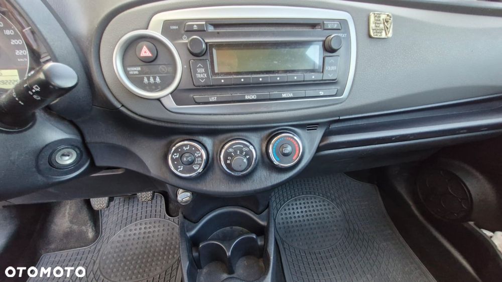 Toyota Yaris - 13