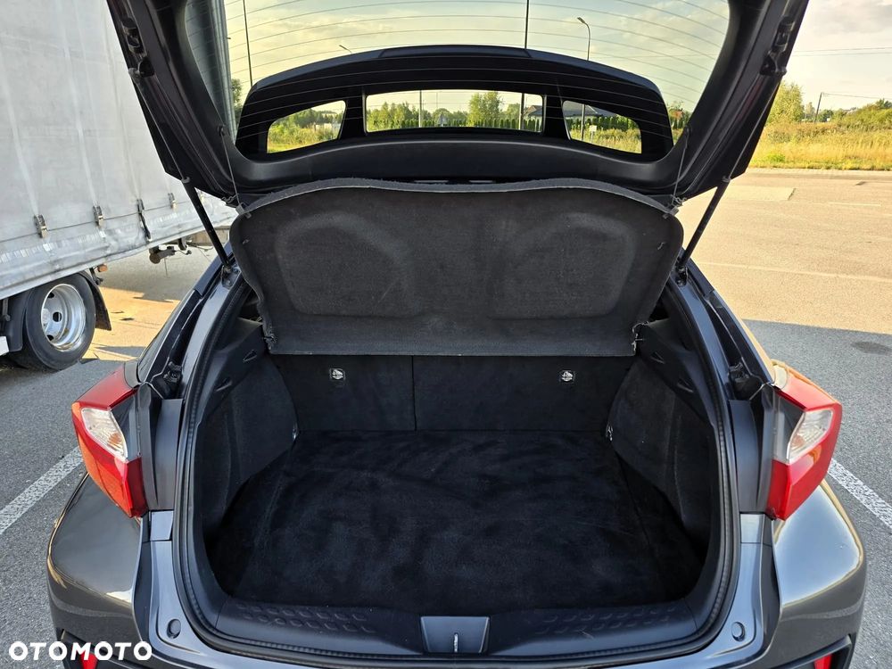 Toyota C-HR 1.2 T Dynamic - 27