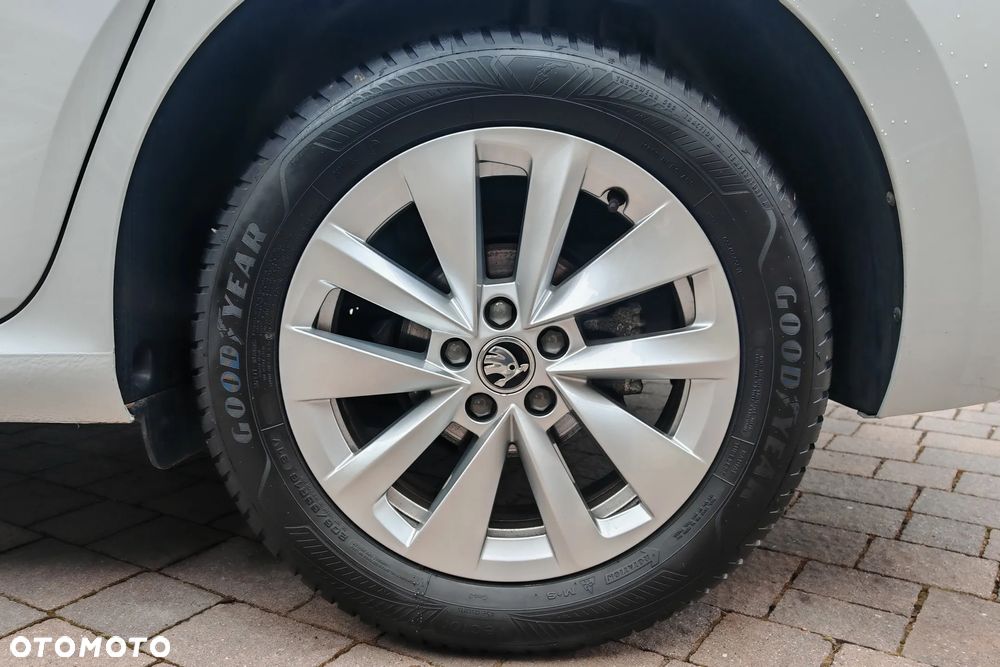 Skoda Scala 1.0 TSI Ambition DSG - 35