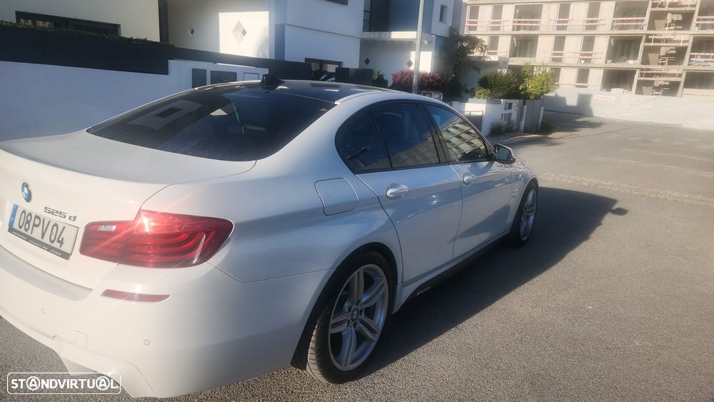 BMW 525 d Auto - 11