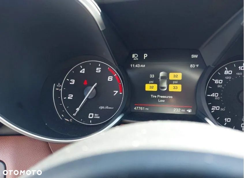 Alfa Romeo Giulia 2.0 Turbo 16V AT8 Super - 9