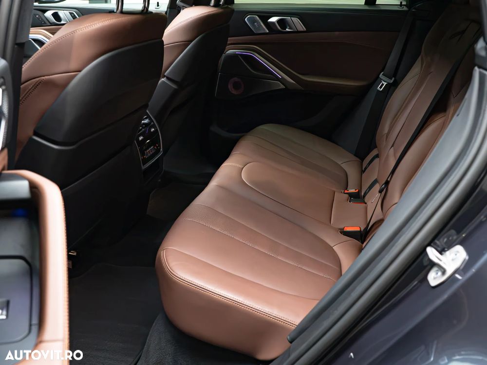 BMW X6 M M50i - 34