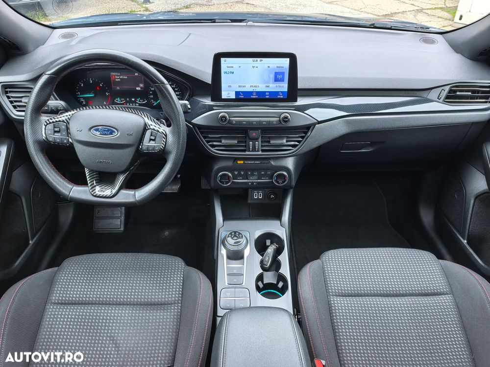 Ford Focus 1.5 EcoBlue Start-Stopp-System Aut. ST-LINE - 6