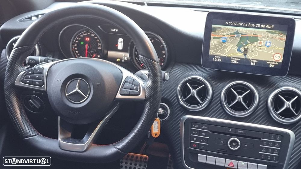 Mercedes-Benz A 200 d AMG Line Aut. - 31