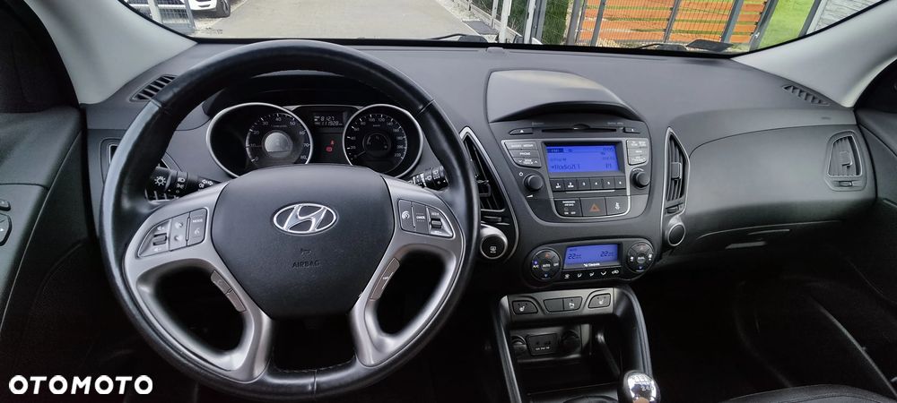 Hyundai ix35 blue 1.6 2WD Finale Silver - 13