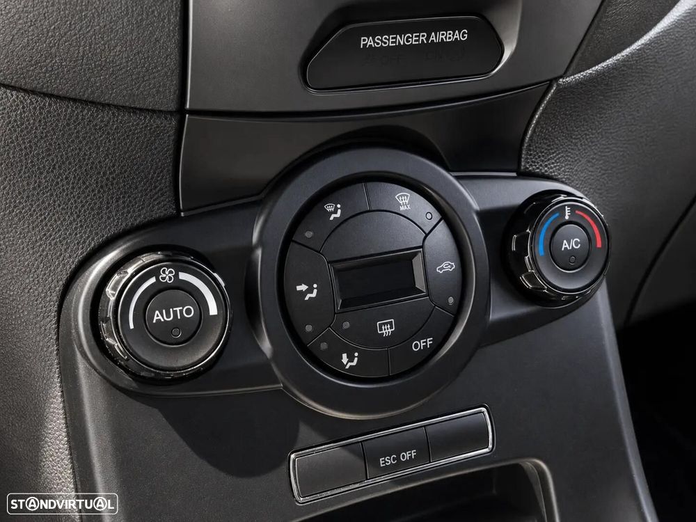Ford Fiesta 1.6 EcoBoost c/ Pack Pele Desportiva ST - 26