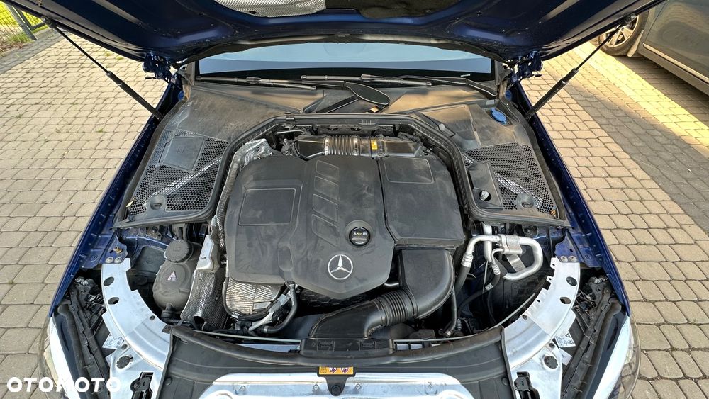 Mercedes-Benz Klasa C 220 d T 9G-TRONIC Night Edition - 34