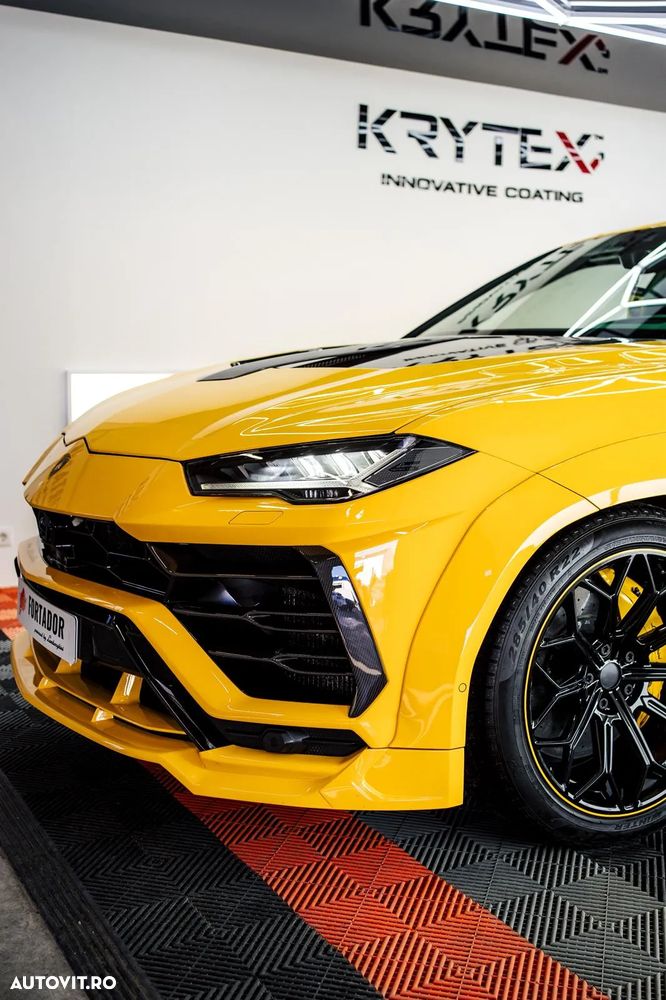 Lamborghini URUS Standard - 12