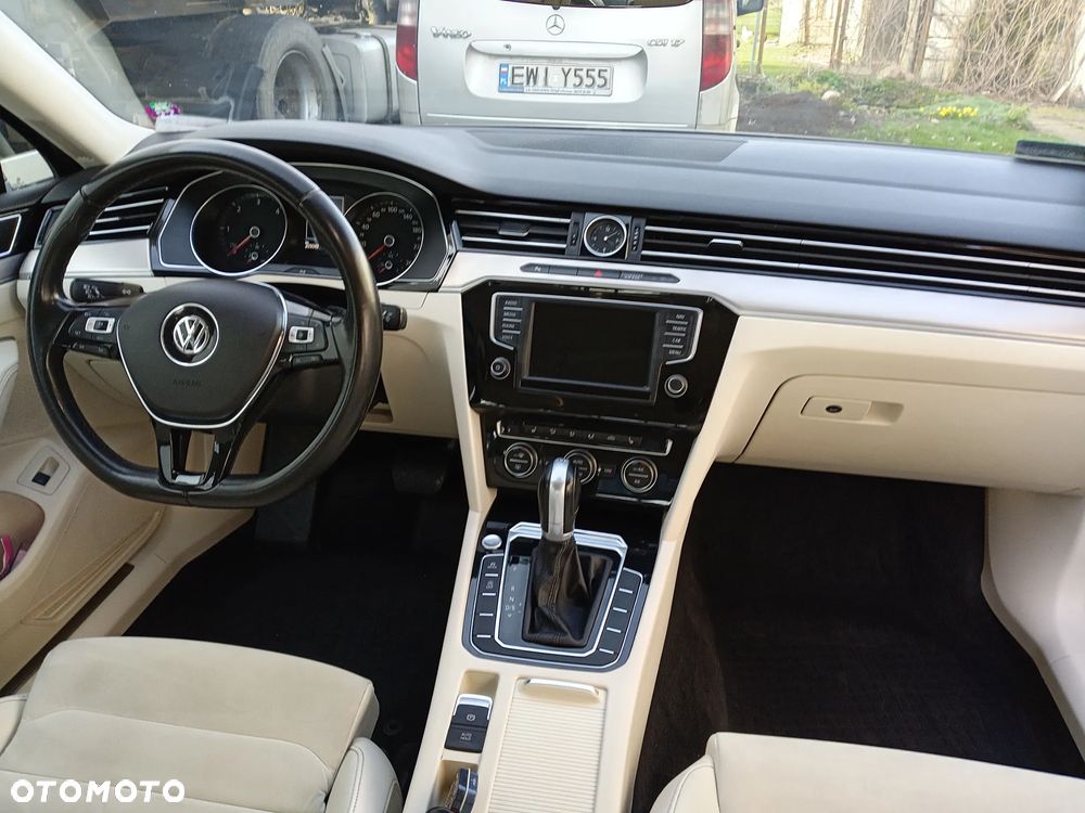 Volkswagen Passat 2.0 TDI BMT Highline DSG - 20